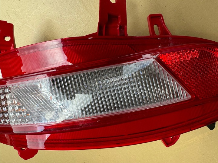 фото №9, Hyundai tucson 4 iv 20r- лампа противотуманная правая задняя правый зад