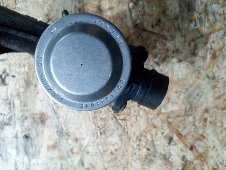фото №5, Клапан egz vw passat b5 2.3 vr5 agz 071131119