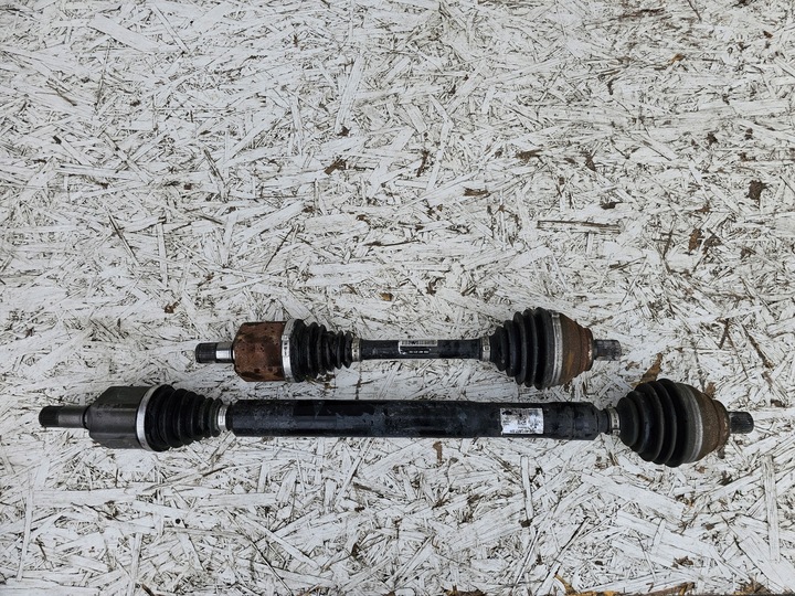 фото №1, Cupra полуось левая 1,4 etsi 3q0407271cc