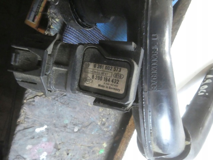 фото №6, Труба шланг шланг воздуха renault megane ii scenic ii 1.5dci 8200208708