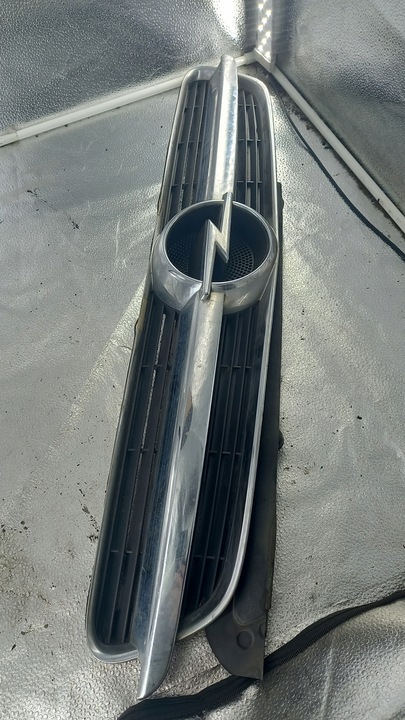 фото №1, Решётка решётка opel vectra c 1.9cdti 05r sedan