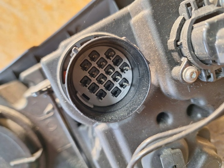 фото №7, Bi-xenon правый лампа range rover evoque рестайлинг 15-19 led 10 pin