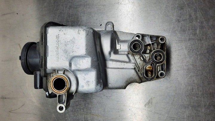 фото №6, Корпус фильтра масла 31338685 volvo v70 iii 2.5t 07r fwd