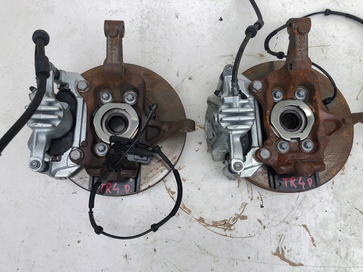 фото №8, Renault trafic iii vivaro 2.0 dci ліва поворотна опора амортизатор ступиця перед