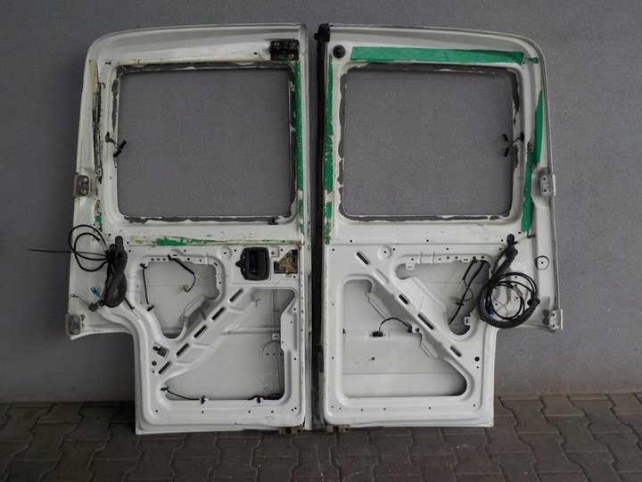 фото №7, Vw t4 дверь левая правые зад задние skrzydełkowe