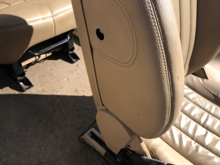 фото №16, Mercedes w251 довгий 05- сидіння диван оббивка шкіра бежевий 6 осіб