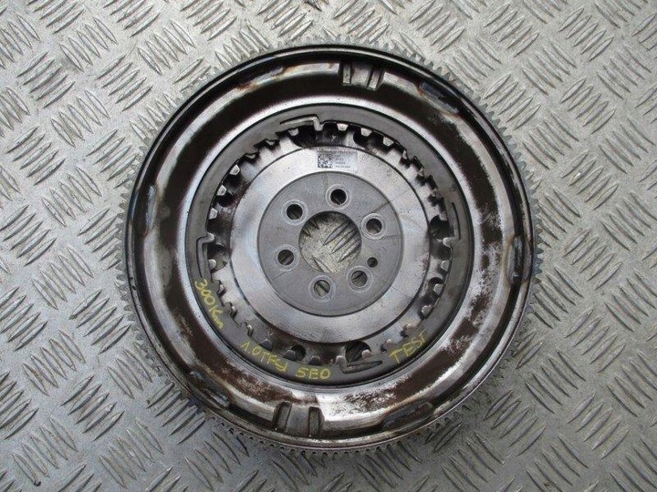 фото №1, Сцепление двухмассовый 04c105266f, 1.0 tsi