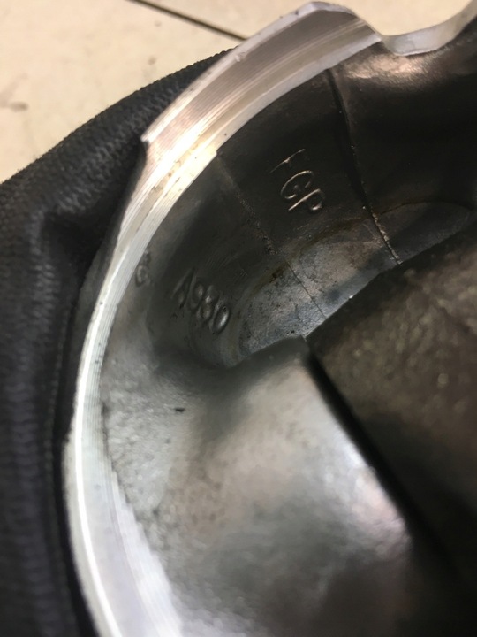 фото №12, Поршень шатун alfa romeo 147 1.9 jtd 09.42