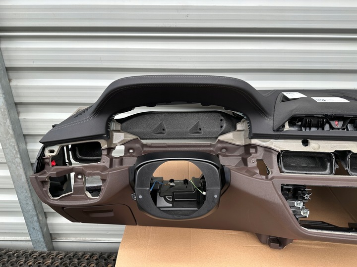 фото №5, Bmw g30 g31 f90 панель роздавальна капот консоль hud mokka sensatec