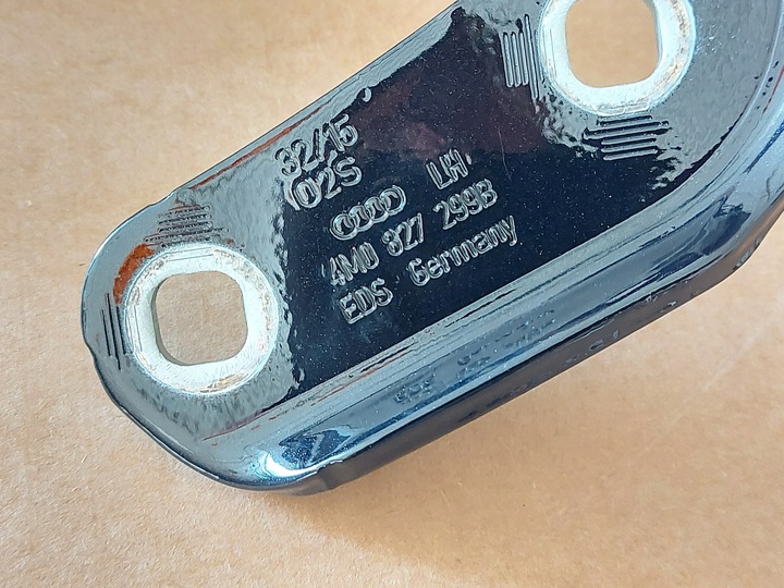 фото №5, Audi q7 петля кришки лівий амортизатор 4m0827851a