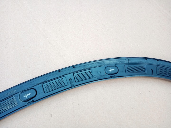 фото №9, Mercedes amg w254 ліва планка крила перед