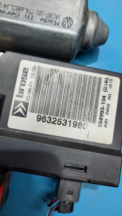 фото №4, Citroen c5 моторчик стёкла правые перед 9632531980