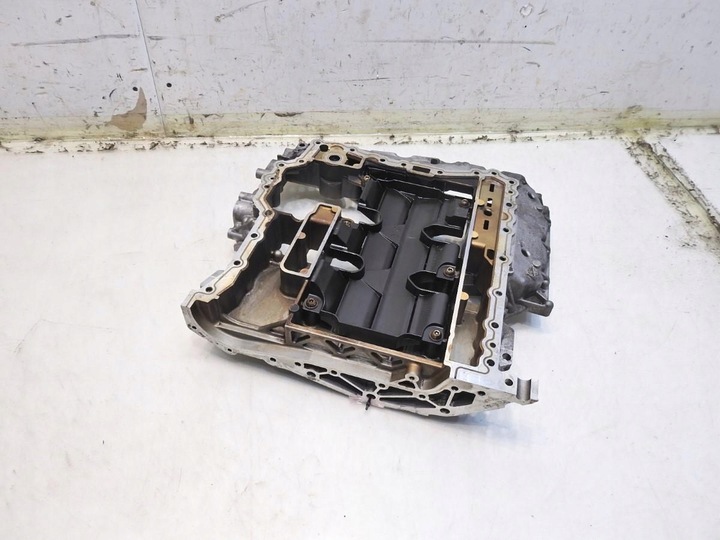 фото №7, Основание поддон масляной audi a6 c6 3.2 fsi 06e103603c