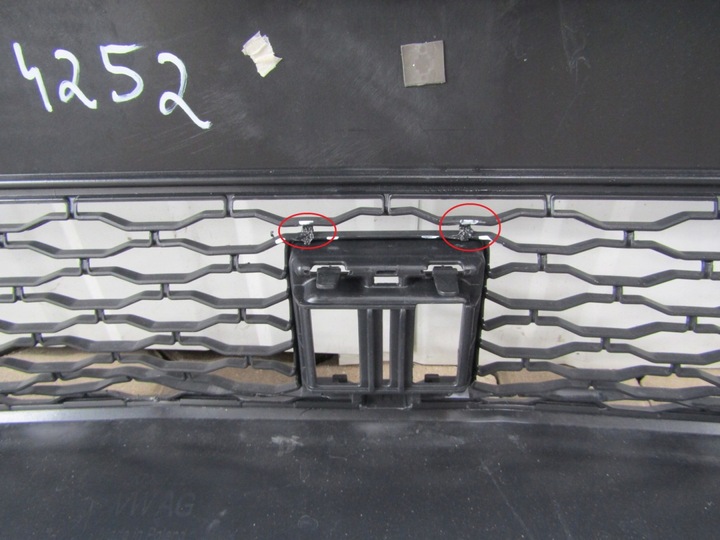 фото №9, Бампер перед переднє vw caddy 5 v 2k7 20-