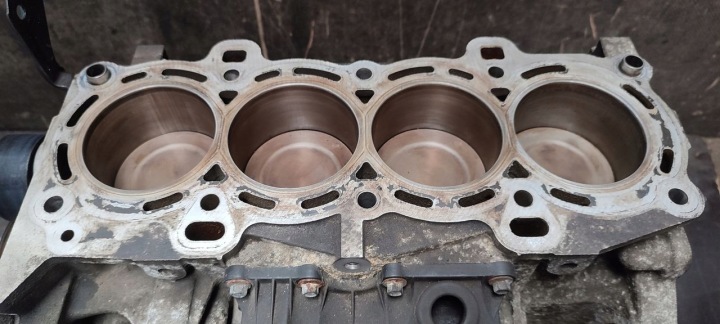 фото №12, Blok низ двигателя ford focus 1,6 16v hwda