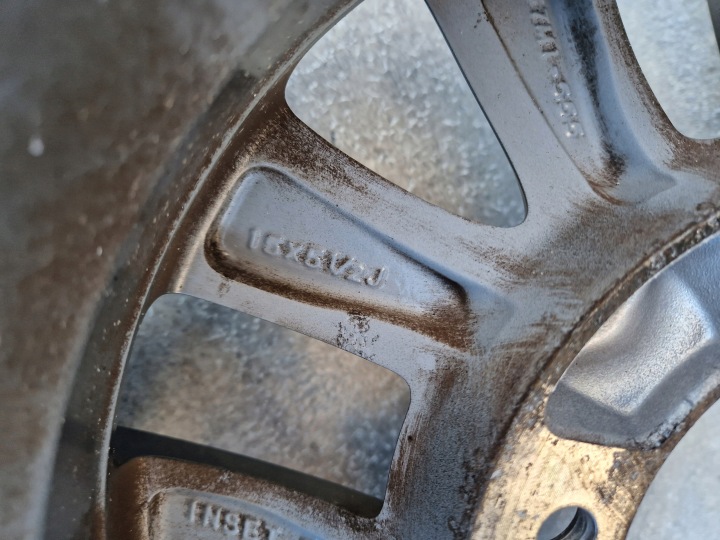 фото №8, Suzuki jimny диск 5,5x15 57m1-555 614