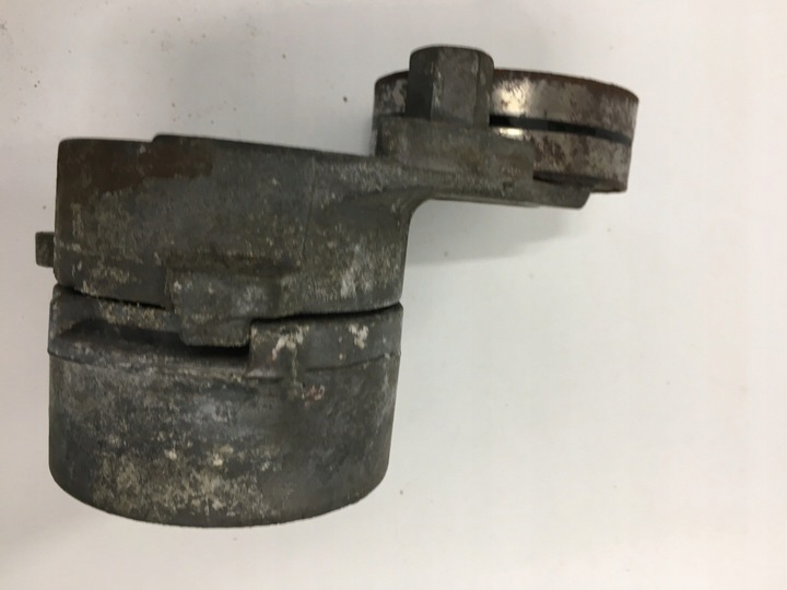 фото №11, Натягувач ремінь 2.4 bdv audi a6 078903133ab