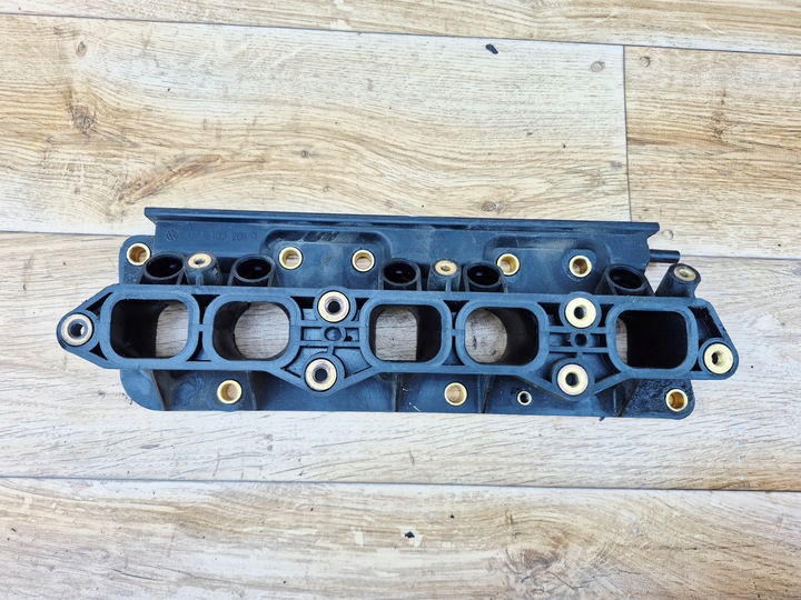 фото №1, Vw bora golf iv 2.3 v5 повітродувка повітря