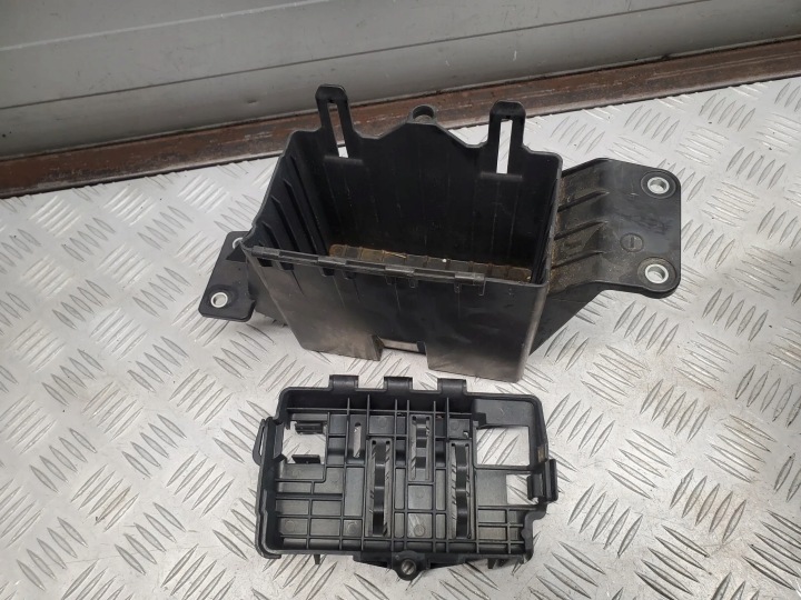 фото №7, Mercedes-benz sl r231 a2315400940 корпуса аккумуляторов