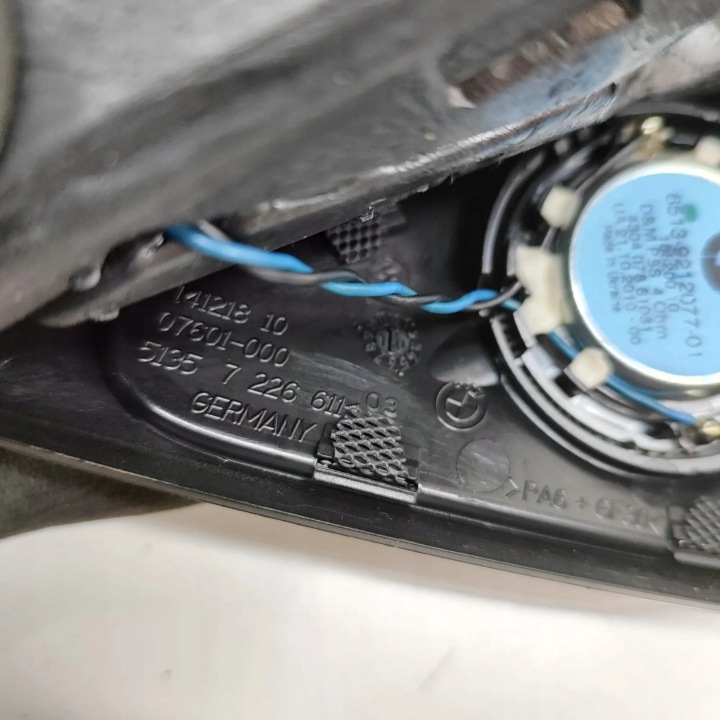 фото №9, Динамик передних левых дверь bmw 7 f01, f02 7226611 28441602 3.0l 180kw