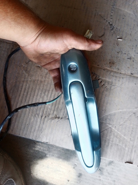 фото №1, Ручка наружная правые перед mazda mpv ii