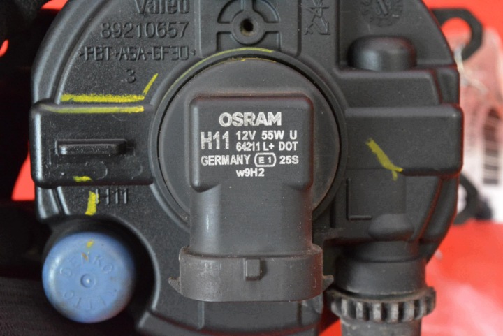 фото №8, Галоген левые перед передний 81220-0d041 toyota prius 3 iii xw30 09-11
