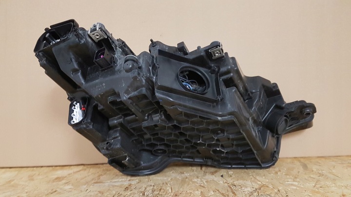 фото №12, Лампа перед левая audi e-tron 4ke полный led демонтаж