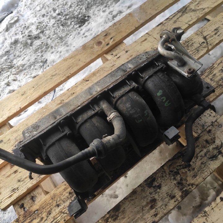 фото №8, Коллектор всасывающий vw golf 4 iv bora 036129711