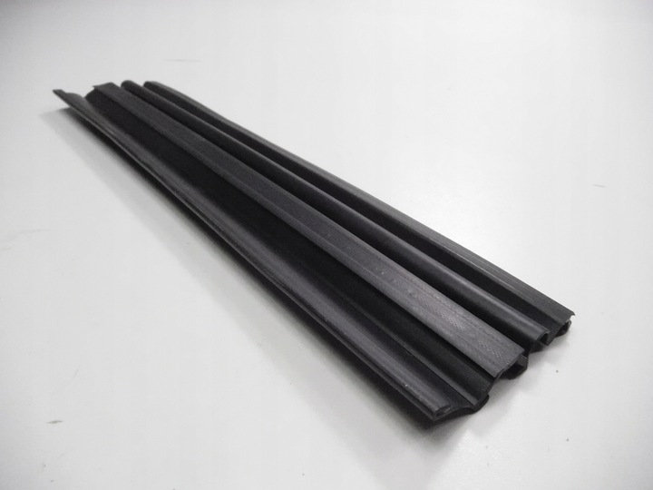 фото №7, Прокладка двері renault scenic ii оригінальний номер 7700428994