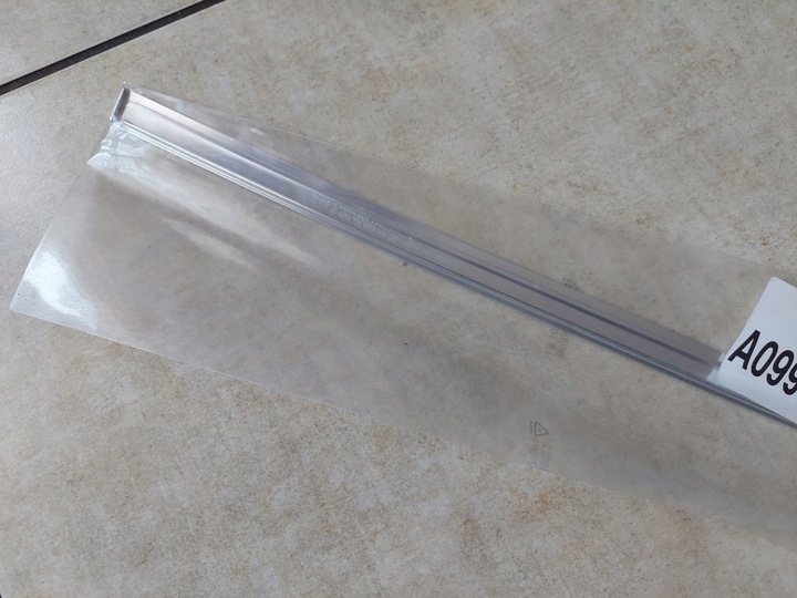 фото №5, Планка двері - лівий зад - mercedes glc w254