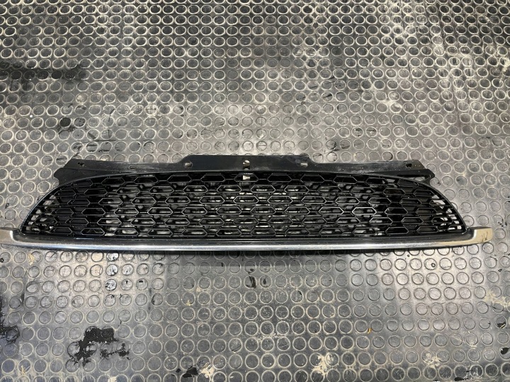 фото №1, Mini r55 cooper r56 r57 r58 r59 рестайлинг 10-15 решётка решётка решётка бампера
