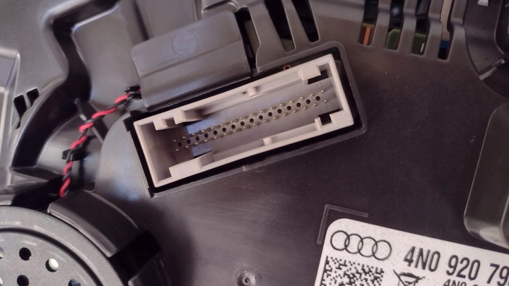 фото №11, Audi a8 4n d5 спидометр манометр виртуальный 4n0920790c