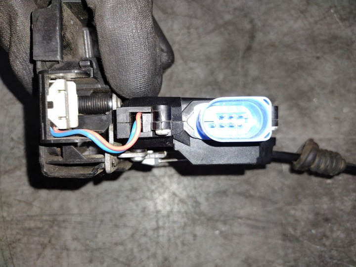 фото №6, Замок дверь правые зад skoda 7l0839016d 7 pin