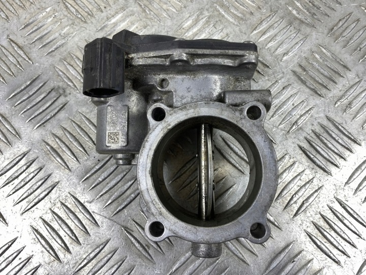 фото №8, 2014 jeep grand cherokee дроссельная заслонка 13713b4377