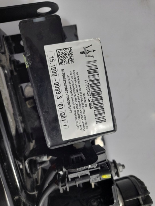 фото №16, Maserati levante 06700392470 компресор кондиціонера підвіски оригінал