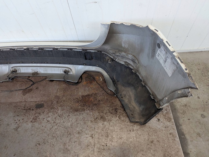 фото №12, Bmw x1 e84 рестайлинг 2012-2015 бампер зад задний белый 4xpdc