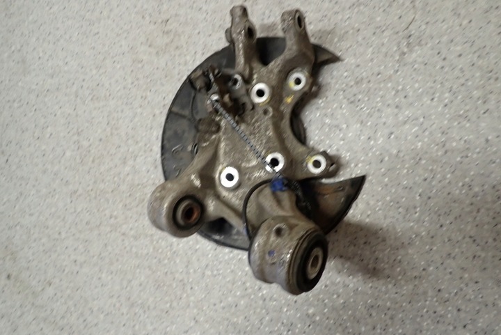 фото №4, Honda civic viii 06 4d поворотный кулак задняя правая sedan