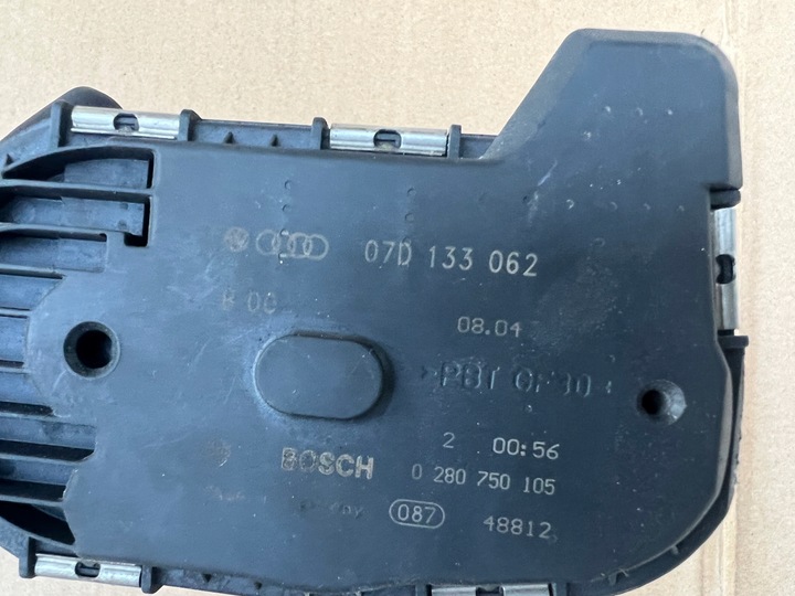 фото №3, Дроссельная заслонка audi a8 d3 6.0 w12 4.2 fsi 07d133062