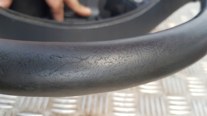 фото №10, Mercedes w203 кермо шкіряний шкіра