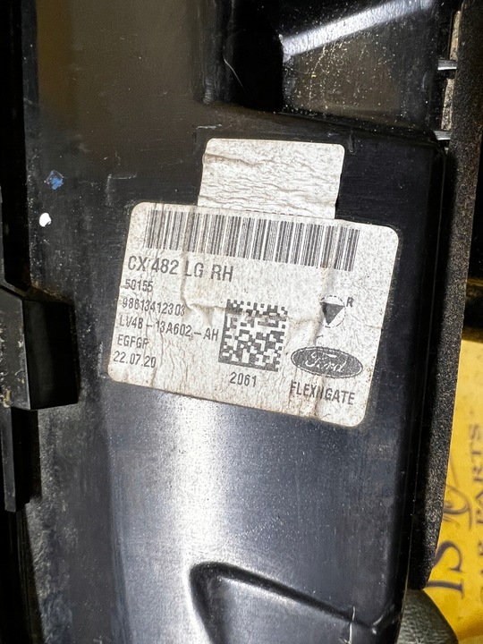 фото №7, Лампа праві зад w кришка багажника ford kuga mk3