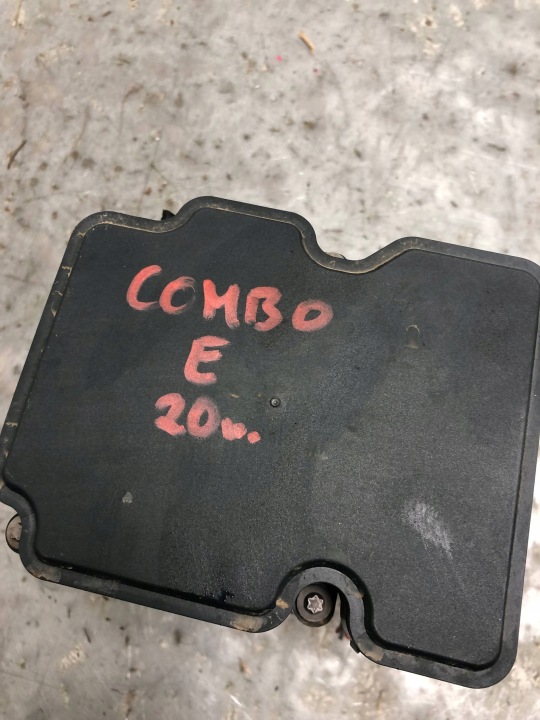 фото №6, Opel combo e 1.5 головний гальмівний циліндр модуль керування abs 9834286580 9808055980