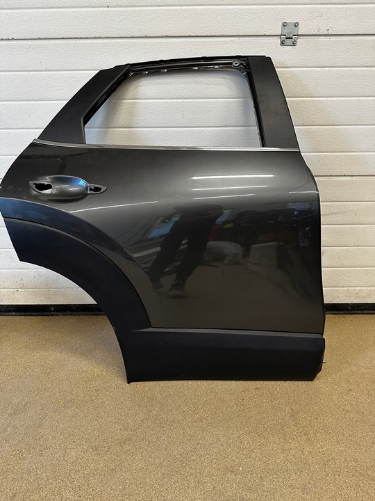 фото №1, Двері зад задні праві mazda cx30 cx-30 19-24rok dgh972010 оригінал