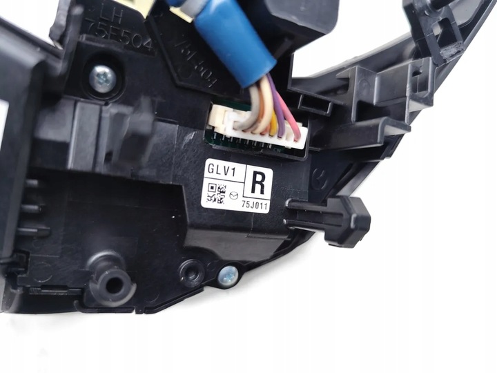 фото №7, Mazda 6 переключатель / кнопка руль 2015 estate 4/5dr 75j011 75e504