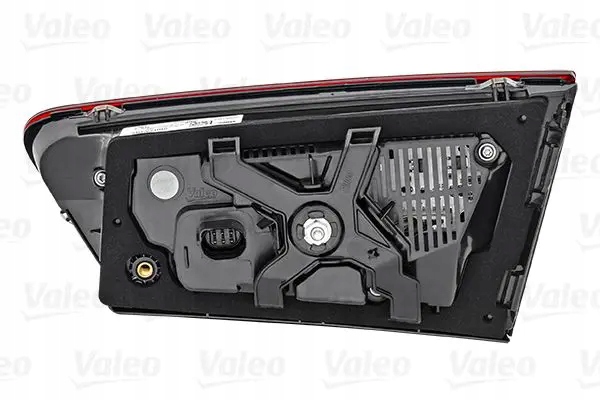 фото №1, Лампа задня led 047008 valeo audi a6 c7