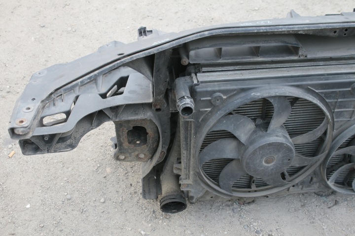 фото №10, Передня панель vw passat b6 2.0 tdi