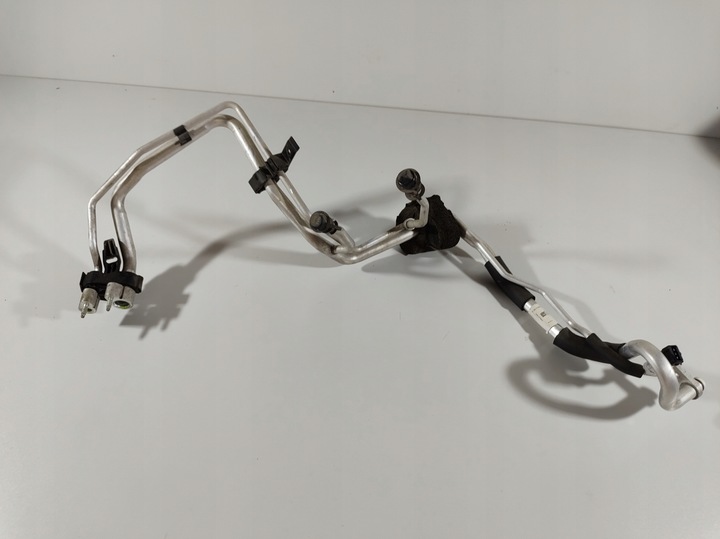 фото №1, Range rover evoque 13r шланг кондиционера