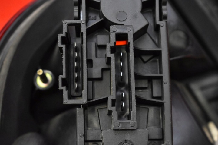 фото №7, Лампа правая зад задняя 6k5945096g seat cordoba 1 i sedan рестайлинг 99-03