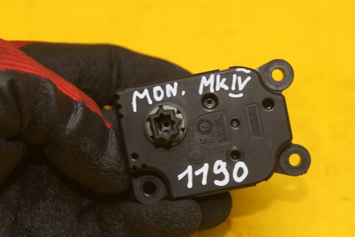 фото №6, Моторчик нагревателя mondeo mk4 3m5h-19e616-ab
