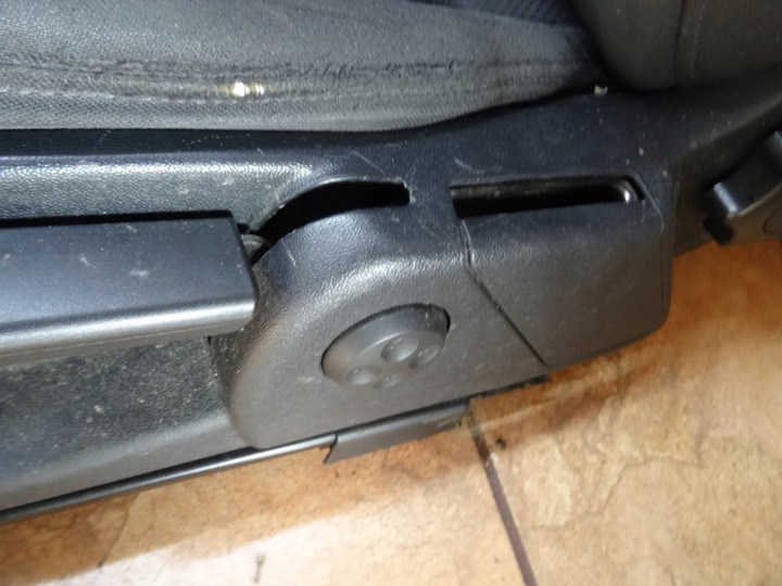 фото №6, Audi a4 b6 2.5tdi 05' сиденье левый перед