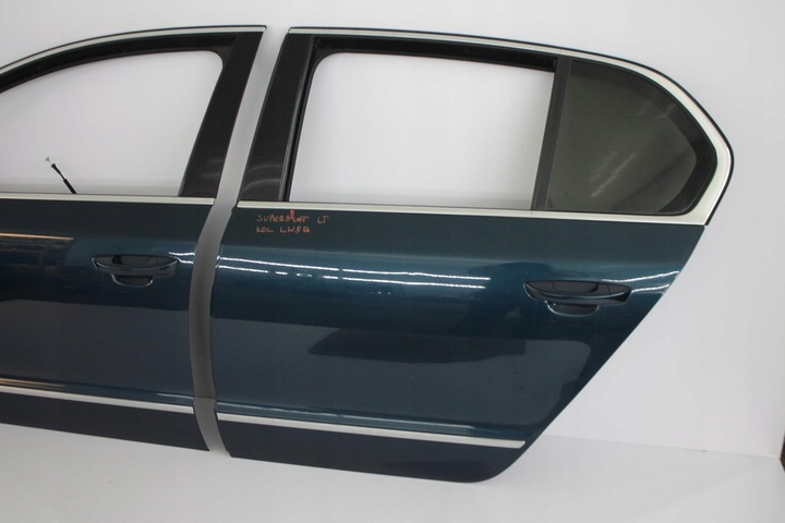фото №1, Двері лівий зад задні skoda superb ii 3t kol. lw5q